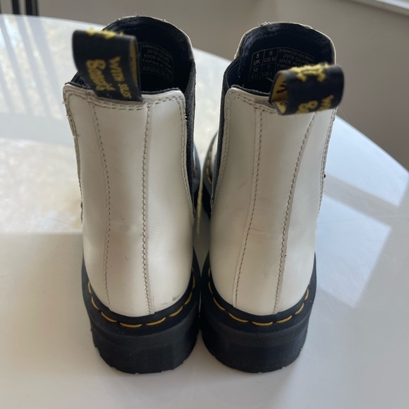 Dr Martens 2976 Platform Leather Chelsea Boot White - 7 - Picture 9 of 13